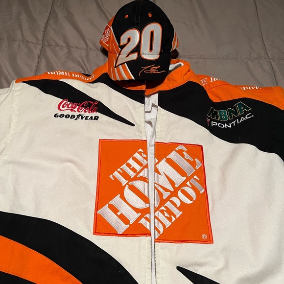 Tony Stuart Home Depot NASCAR Jacket. - Picture 3 of 9